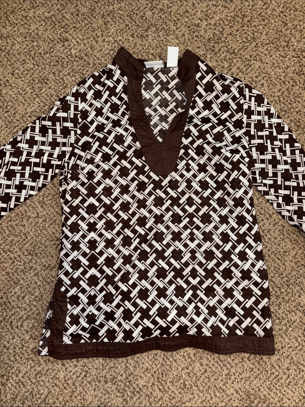 Jaclyn Smith Brown and White Geometric Linen-Cotton Top